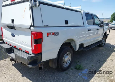 2023 Ford F-250 Xl z USA, uszkodzony, nr VIN 1FT7W2BA8PEC09403